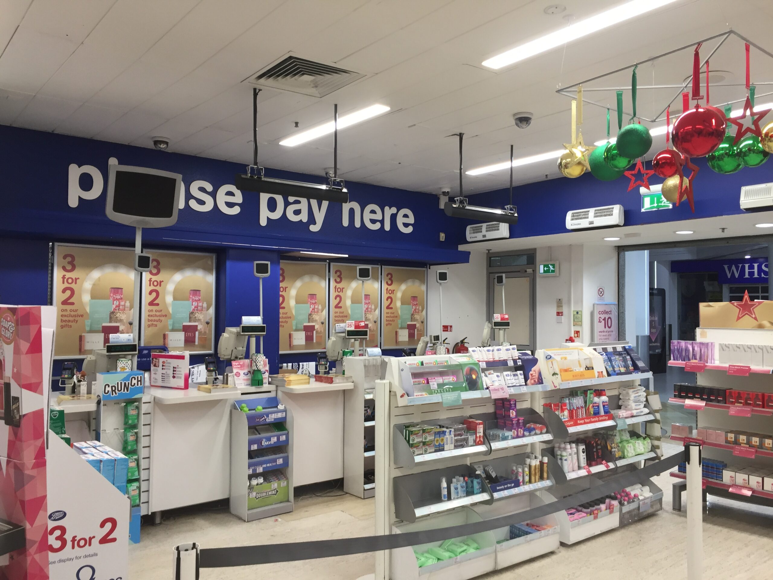 Aspect XL3s warming counter staff at Boots