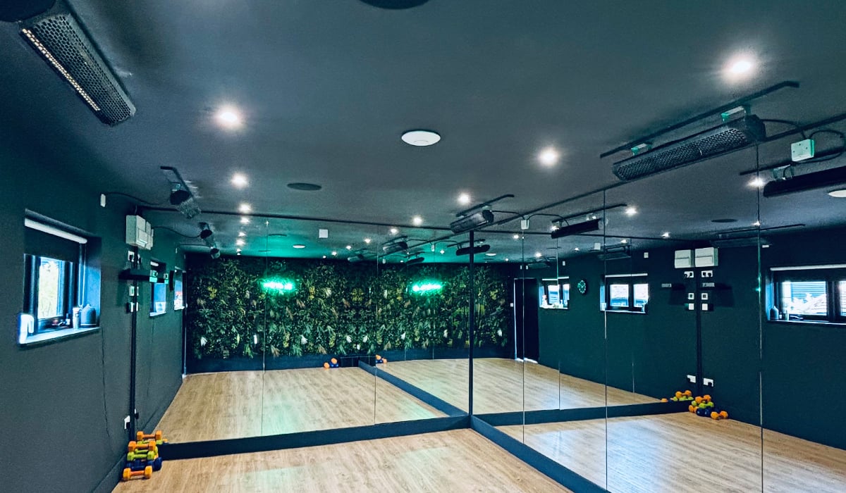 Hot Barn Yoga Aspect XL