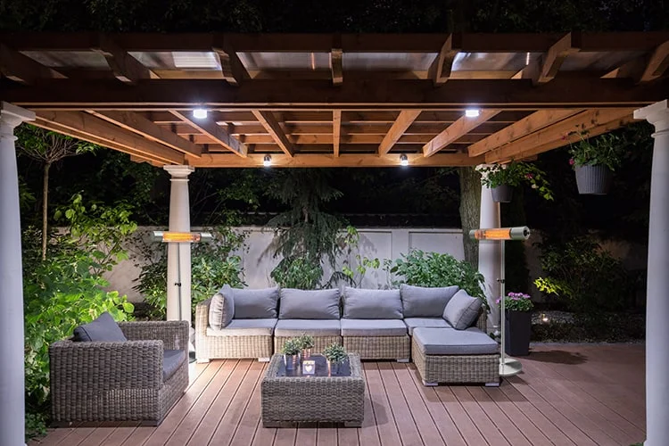 California Silver stand mounted in sheltered outdoor terrace area