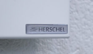 Herschel Comfort white panel